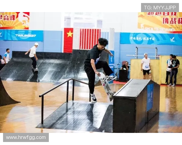 南京滑板队在世界街舞大赛中以76分领先其他队伍展现实力